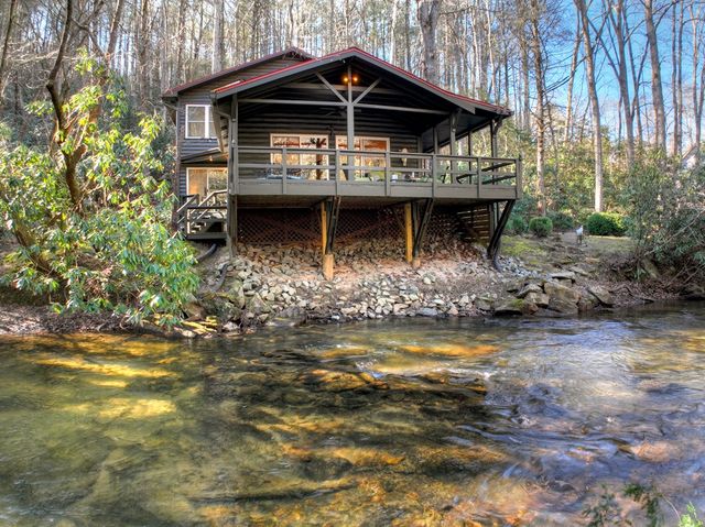 129 Old Bend Road, Blue Ridge, GA 30560