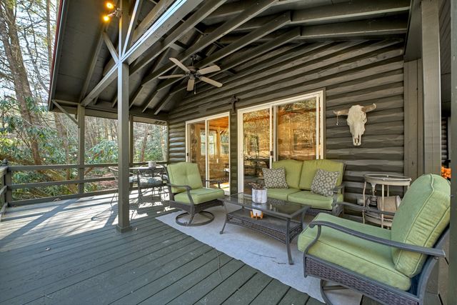 129 Old Bend Road, Blue Ridge, GA 30560