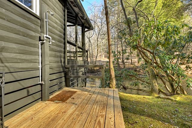 129 Old Bend Road, Blue Ridge, GA 30560