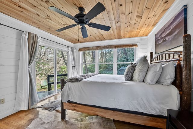 129 Old Bend Road, Blue Ridge, GA 30560