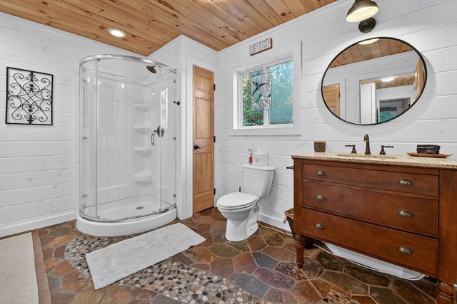 129 Old Bend Road, Blue Ridge, GA 30560