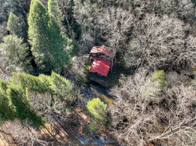 129 Old Bend Road, Blue Ridge, GA 30560