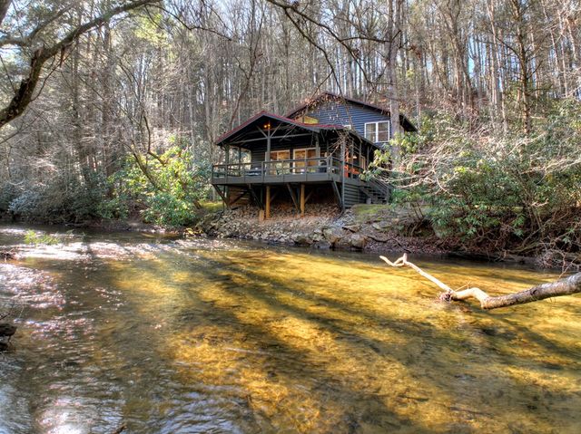 129 Old Bend Road, Blue Ridge, GA 30560