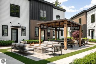 307 Hamilton Street # C, Traverse City, MI 49686