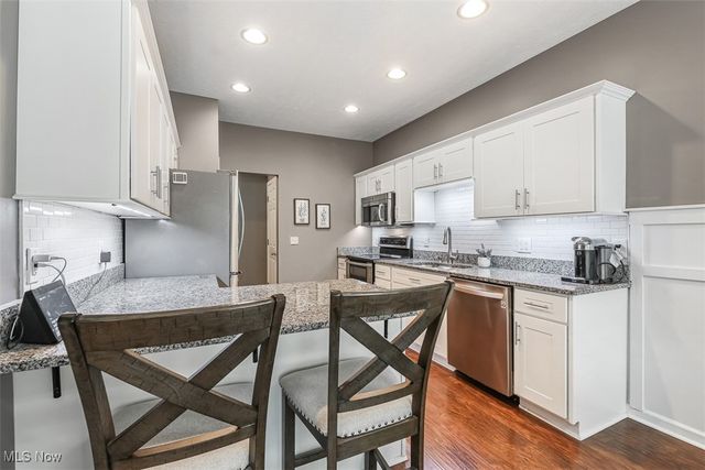 660 Elmwood Point, Aurora, OH 44202