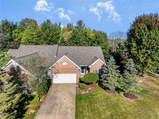 660 Elmwood Point, Aurora, OH 44202