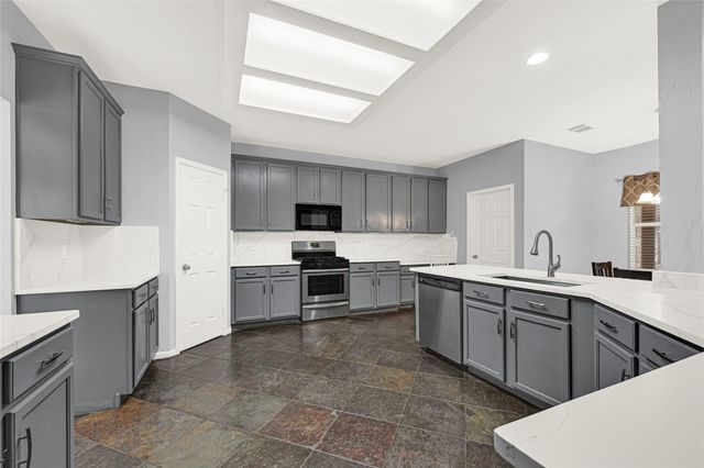 12902 Chalfield Circle, Houston, TX 77044