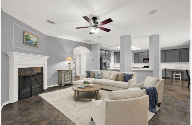 12902 Chalfield Circle, Houston, TX 77044
