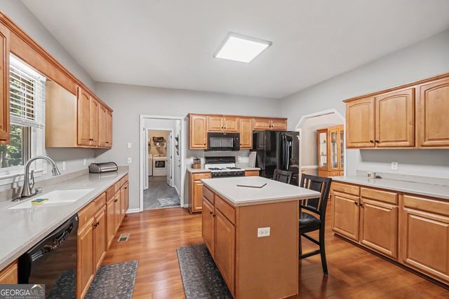 558 Whitby Drive, Douglasville, GA 30134