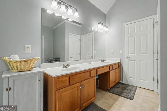 558 Whitby Drive, Douglasville, GA 30134