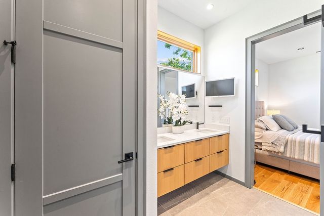 614 NW Bike Court, Bentonville, AR 72712