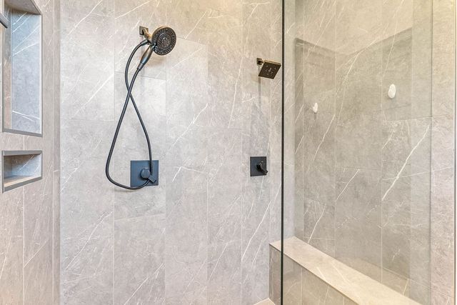 614 NW Bike Court, Bentonville, AR 72712