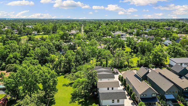 614 NW Bike Court, Bentonville, AR 72712