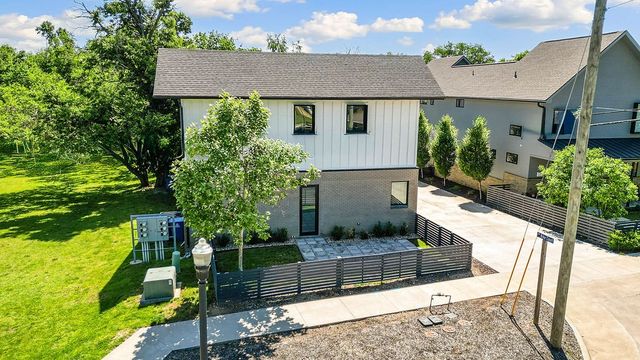 614 NW Bike Court, Bentonville, AR 72712