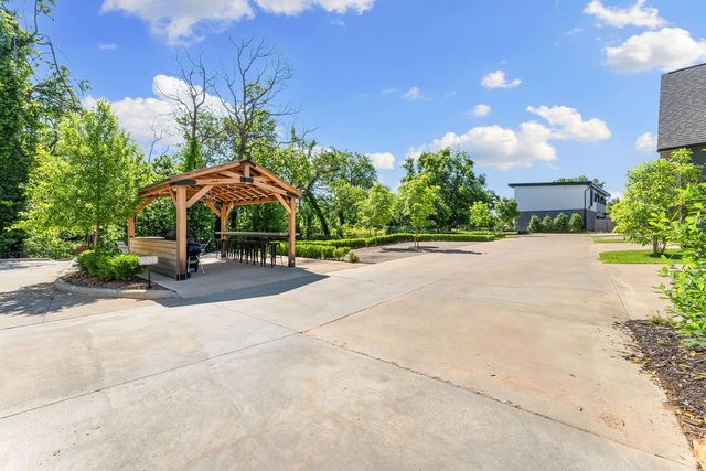 614 NW Bike Court, Bentonville, AR 72712