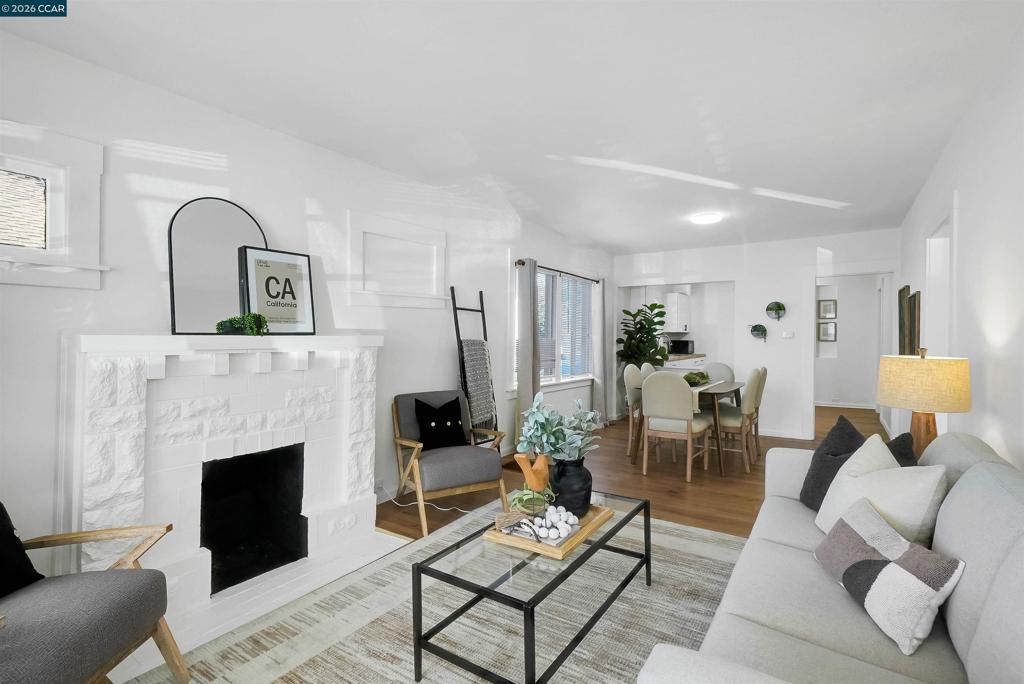 2596 2596 Macarthur Blvd, Oakland, CA 94602