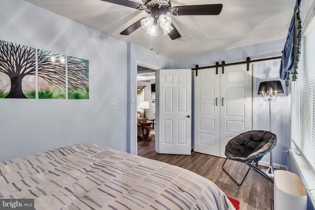 277 EMERALD COVE RD, Reedville, VA 22539