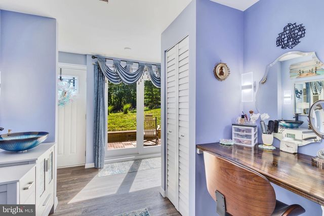 277 EMERALD COVE RD, Reedville, VA 22539