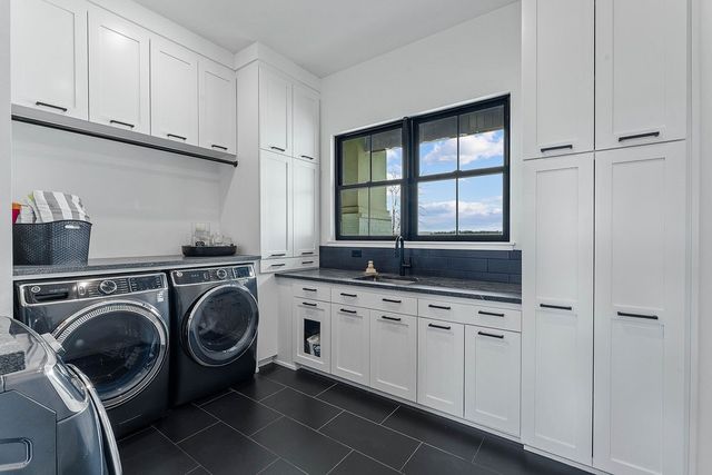 3419 NW Riverbend Road, Bentonville, AR 72712