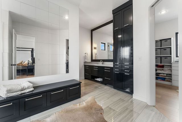 3419 NW Riverbend Road, Bentonville, AR 72712