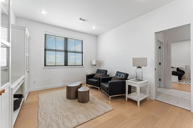 3419 NW Riverbend Road, Bentonville, AR 72712