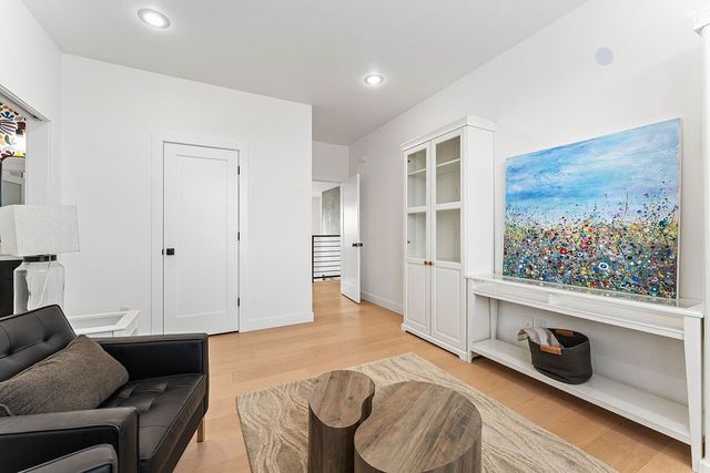 3419 NW Riverbend Road, Bentonville, AR 72712