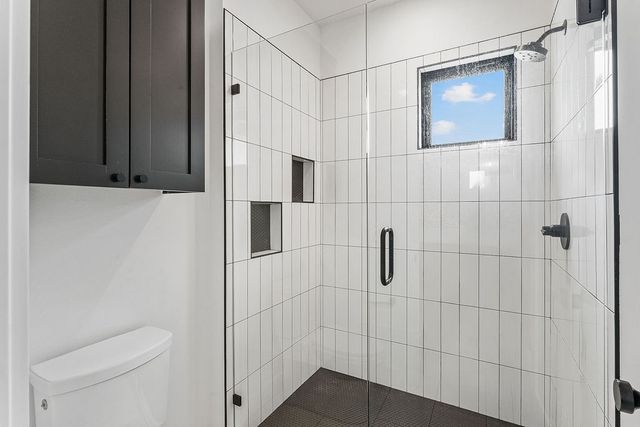 3419 NW Riverbend Road, Bentonville, AR 72712