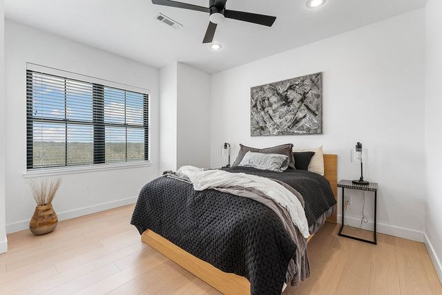 3419 NW Riverbend Road, Bentonville, AR 72712