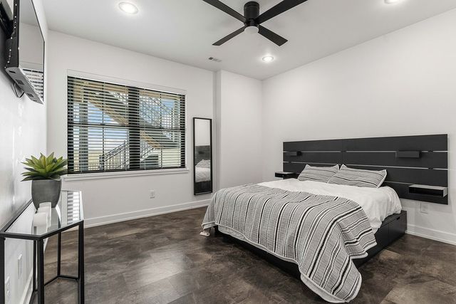 3419 NW Riverbend Road, Bentonville, AR 72712