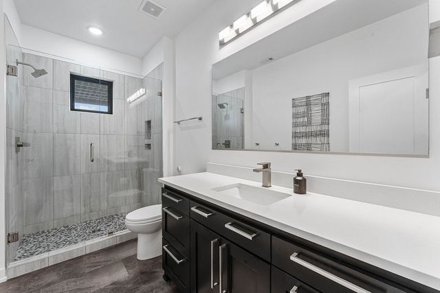 3419 NW Riverbend Road, Bentonville, AR 72712