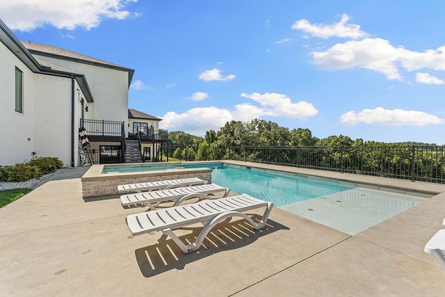 3419 NW Riverbend Road, Bentonville, AR 72712