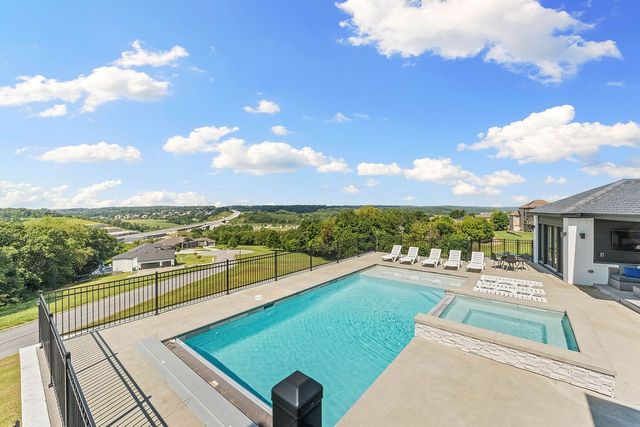 3419 NW Riverbend Road, Bentonville, AR 72712