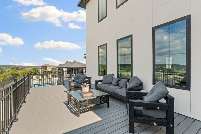 3419 NW Riverbend Road, Bentonville, AR 72712