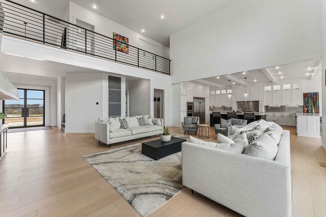 3419 NW Riverbend Road, Bentonville, AR 72712