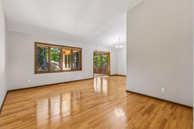 10000 31st Avenue N, Plymouth, MN 55441