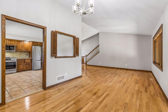 10000 31st Avenue N, Plymouth, MN 55441