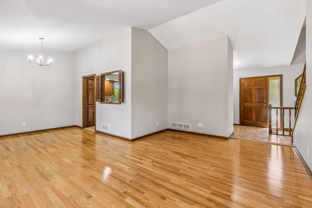 10000 31st Avenue N, Plymouth, MN 55441