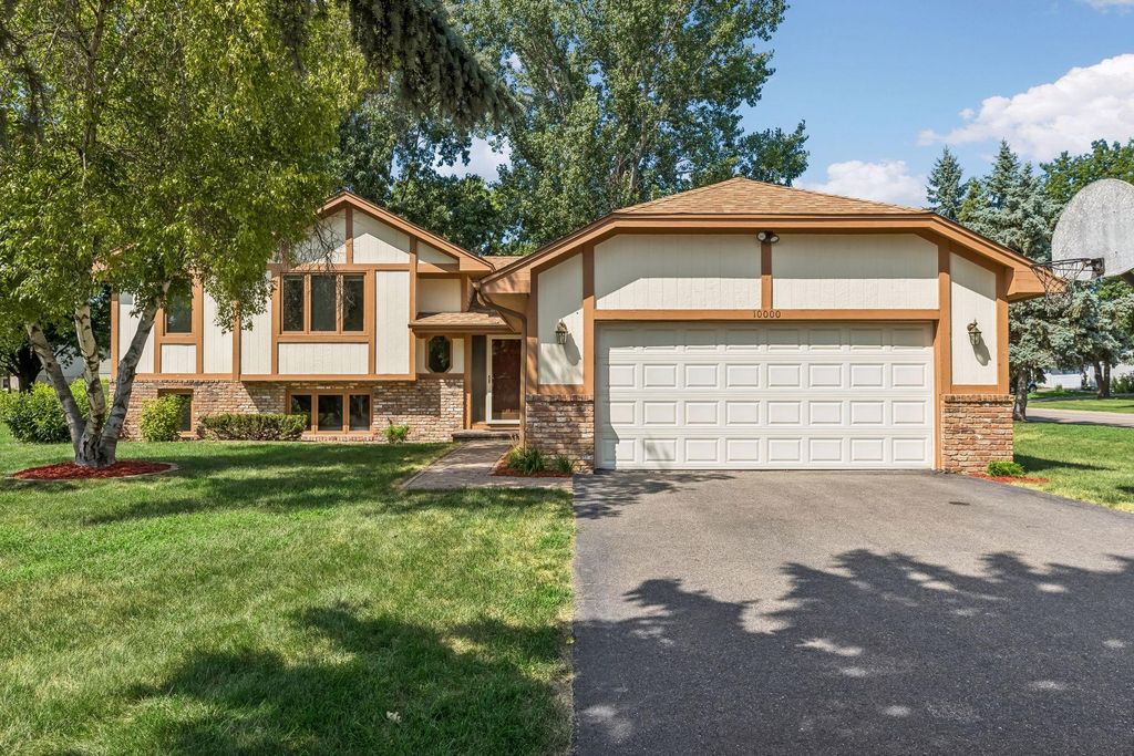 10000 31st Avenue N, Plymouth, MN 55441