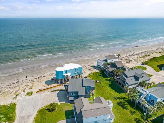 4239 Spoonbill Lane, Galveston, TX 77554