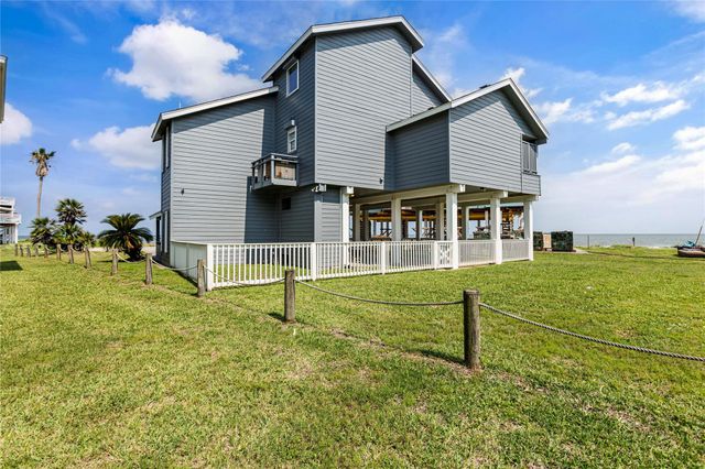 4239 Spoonbill Lane, Galveston, TX 77554