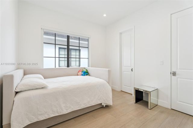 8391 SW 65th Ave 8391, Miami, FL 33143