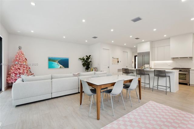 8391 SW 65th Ave 8391, Miami, FL 33143