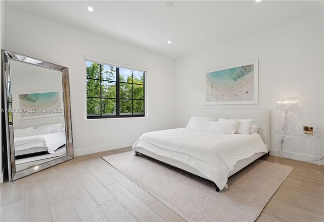 8391 SW 65th Ave 8391, Miami, FL 33143