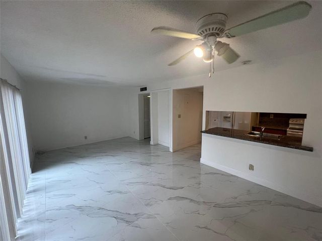 5847 BLUEBERRY Court 85, Lauderhill, FL 33313