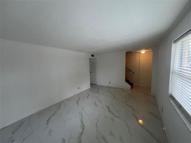 5847 BLUEBERRY Court 85, Lauderhill, FL 33313