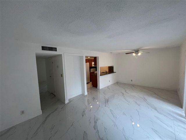 5847 BLUEBERRY Court 85, Lauderhill, FL 33313