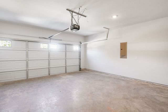 2515 Austin Court, Granbury, TX 76048