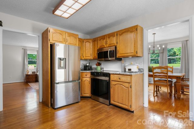 2990 Clarks Chapel Road, Lenoir, NC 28645