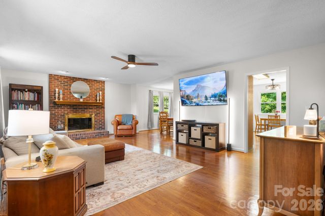2990 Clarks Chapel Road, Lenoir, NC 28645