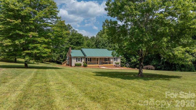 2990 Clarks Chapel Road, Lenoir, NC 28645